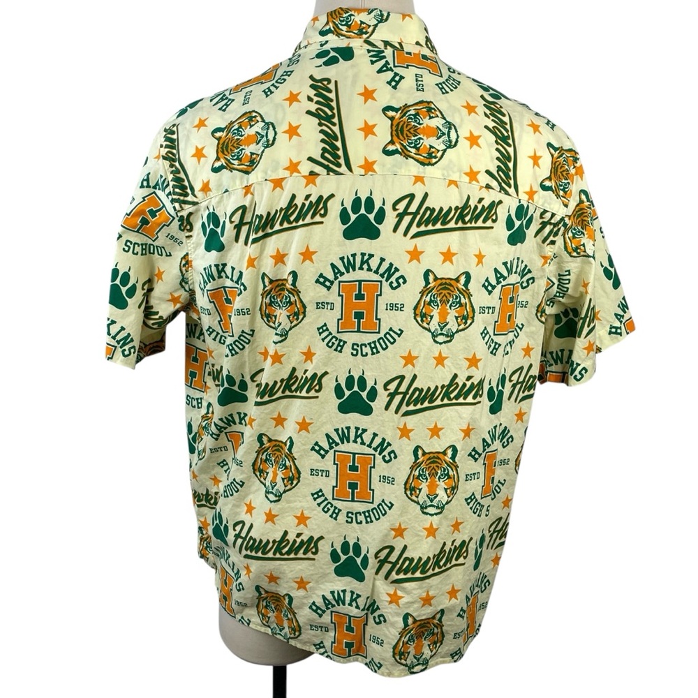 Men's H&M Stranger Things Hawkins High School Short Sleeve Button‎ Down XL 0141 - Picture 5 of 10